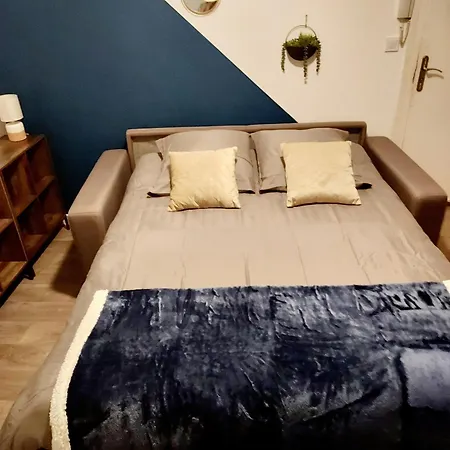 B Aux Pieds Des Thermes Апартаменты Нери-ле-Бен