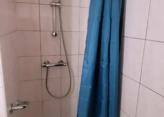 B Aux Pieds Des Thermes Néris-les-Bains