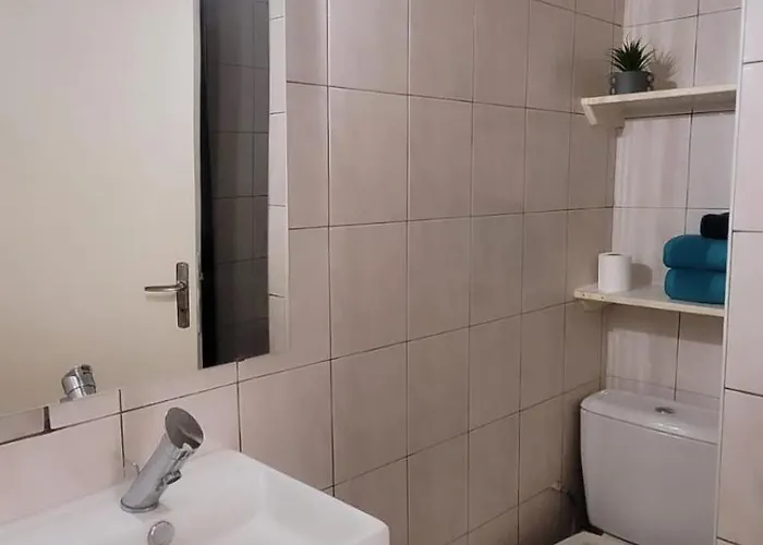 B Aux Pieds Des Thermes Apartament