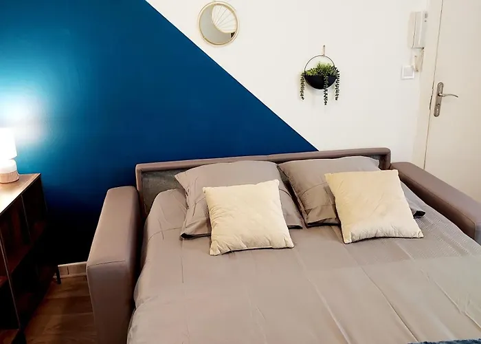 B Aux Pieds Des Thermes Néris-les-Bains